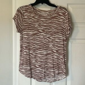 Loft linen tee; size medium; barely worn; perfect condition; animal print